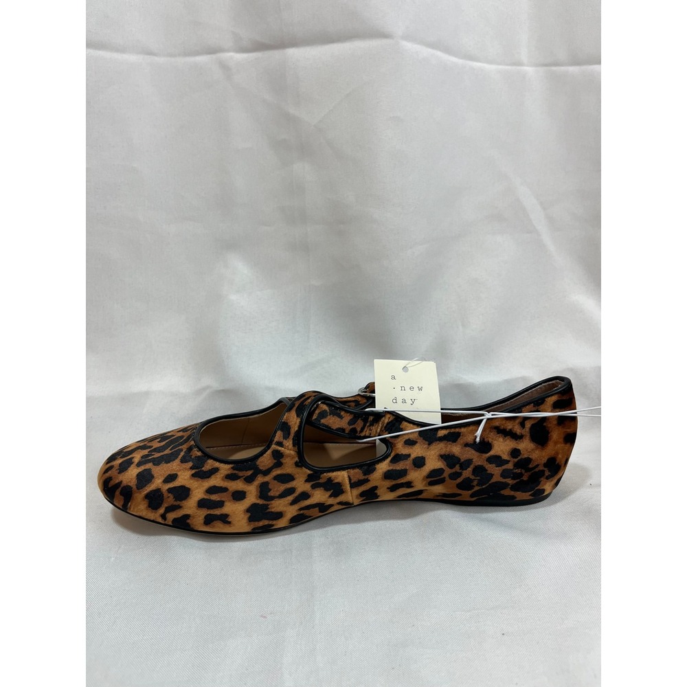A New Day Women Leopard Print Mary Jane Flats Crisscross Strap Shoes Size 11 NEW - Picture 4 of 6